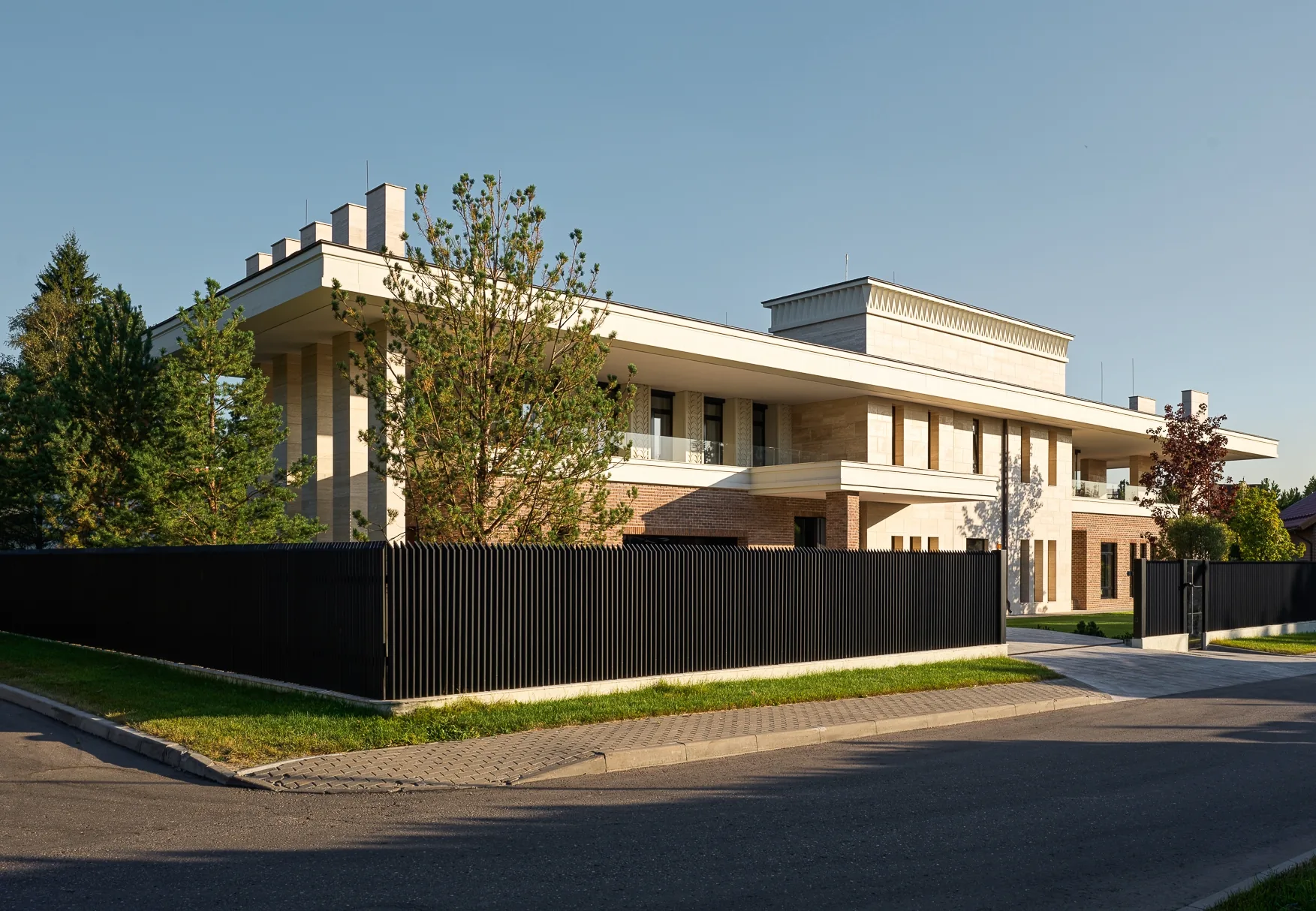 Mansion Embrace — архитектура — кадр 6