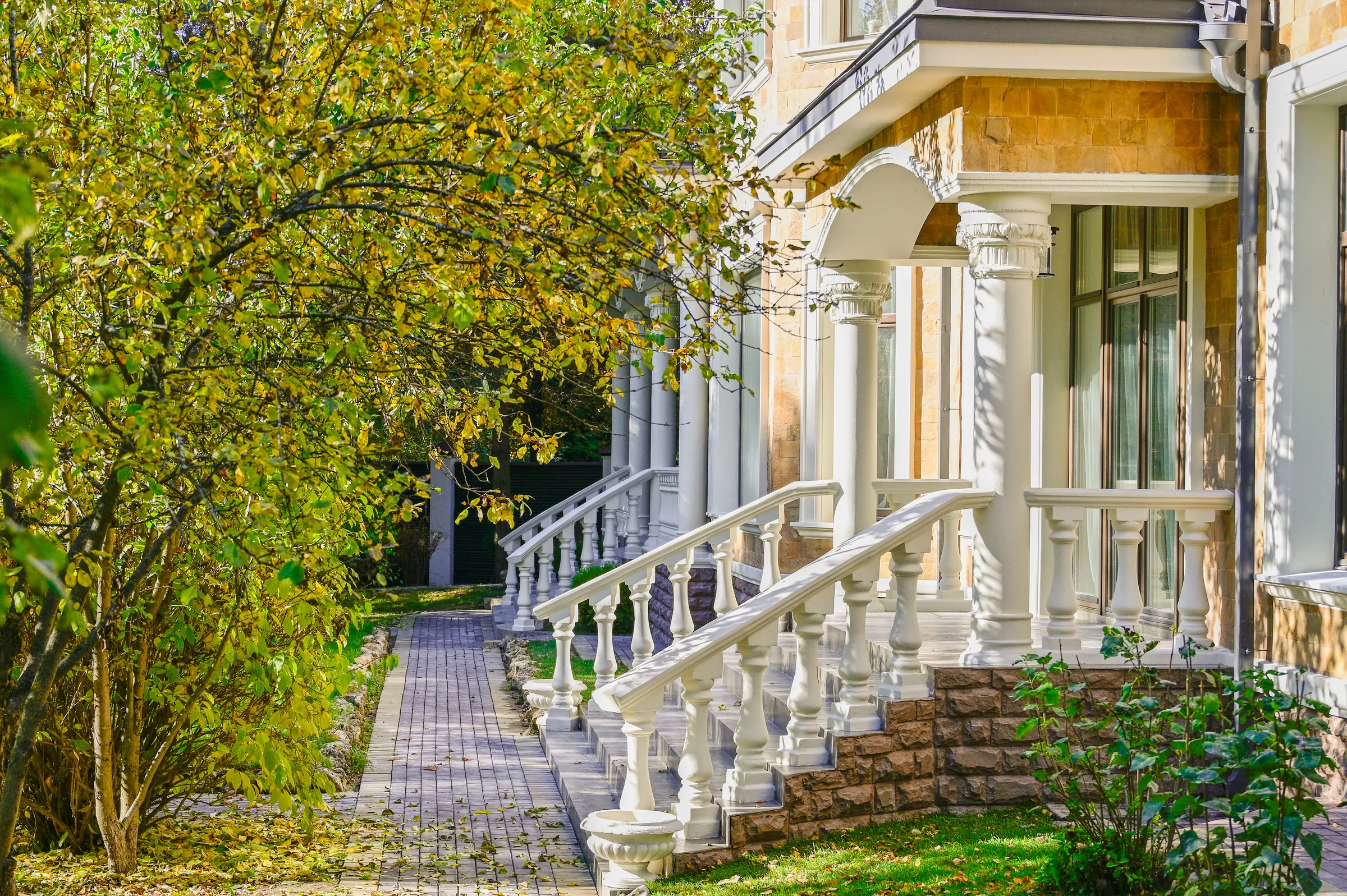 Loire — архитектура, кадр 6