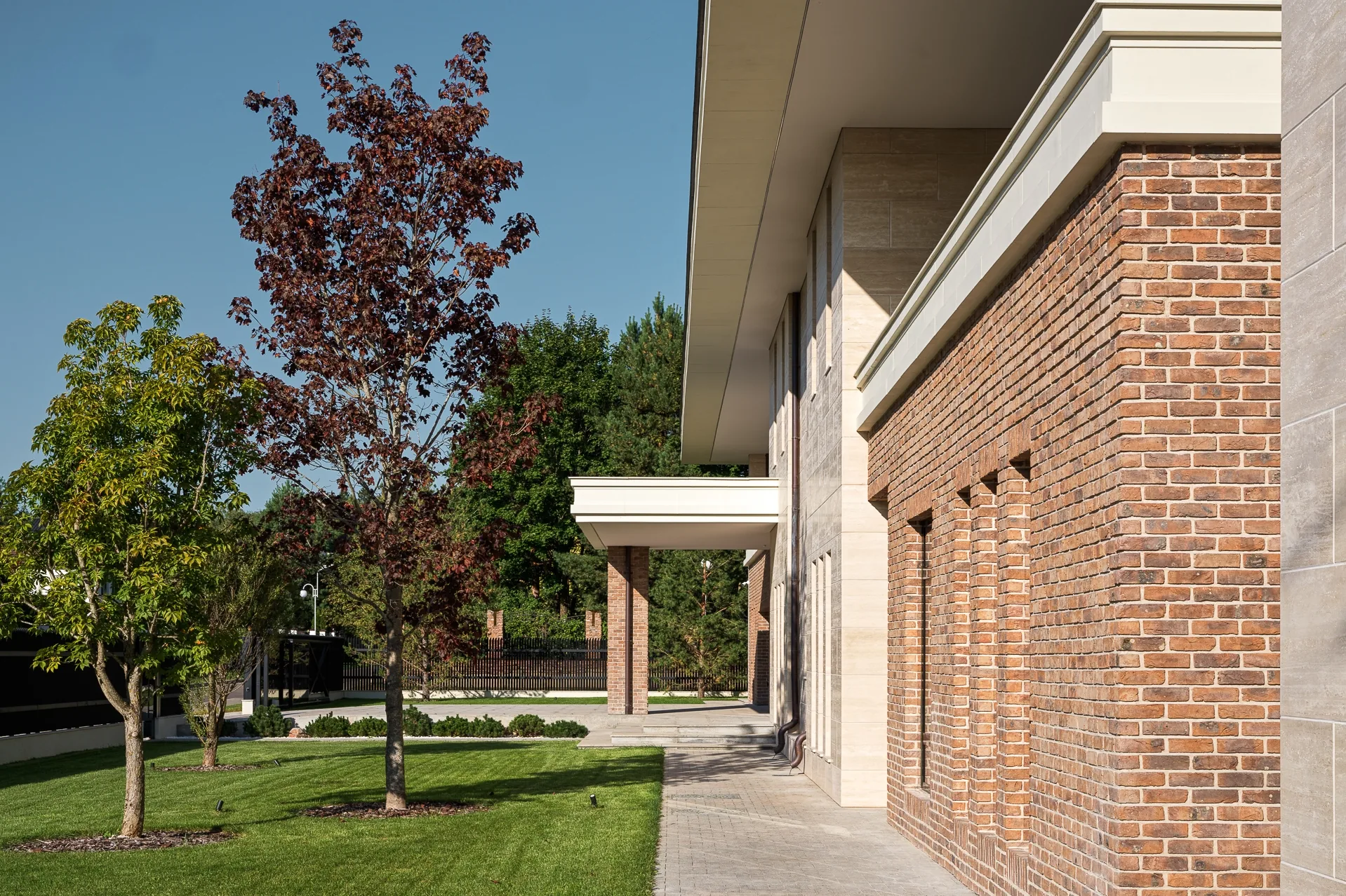 Mansion Embrace — архитектура — кадр 17