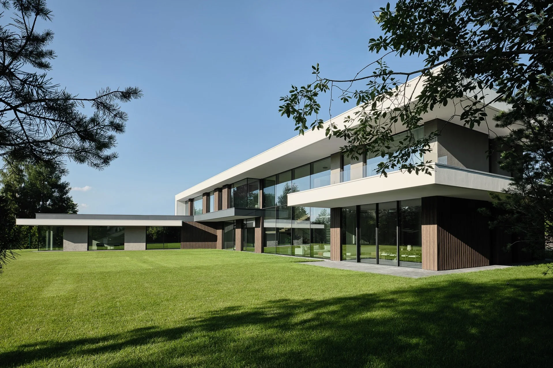 Maison du Soleil — Архитектура и объём